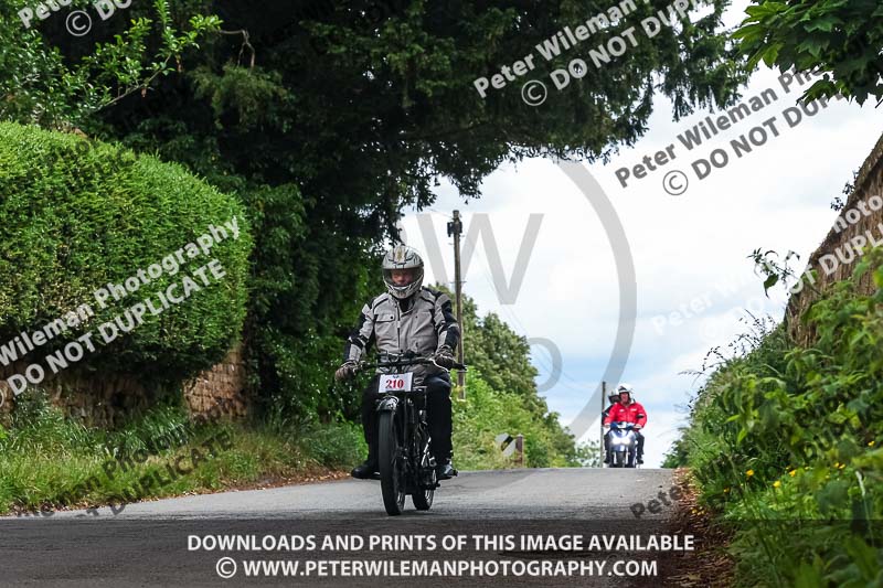 Vintage motorcycle club;eventdigitalimages;no limits trackdays;peter wileman photography;vintage motocycles;vmcc banbury run photographs